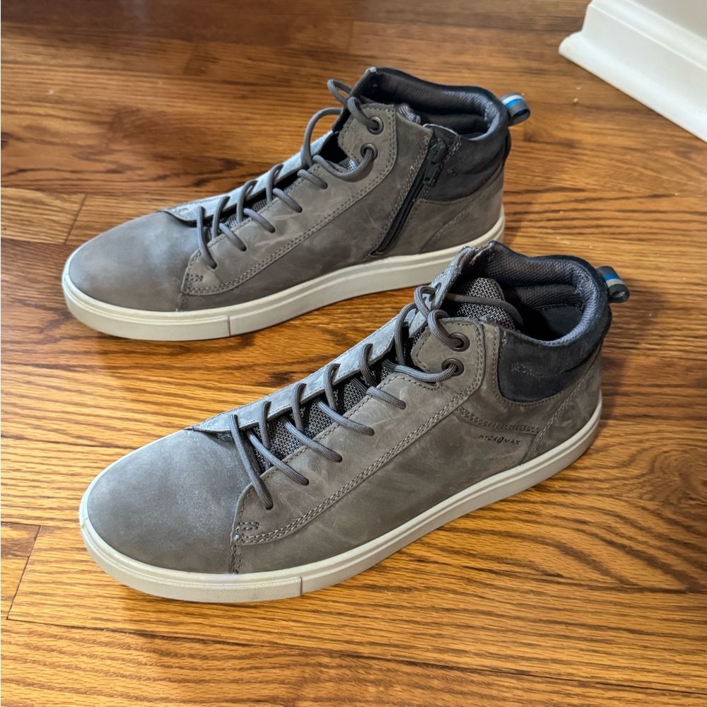 Ecco Kyle Leather Men's Charcoal and Black High-Top Sneakers